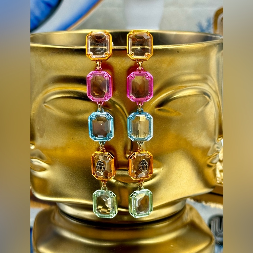 🆕 KURT GEIGER LONDON 🧿 NWOT Eagle Head Multicolor Crystal Linear Drop Earring - Picture 4 of 16